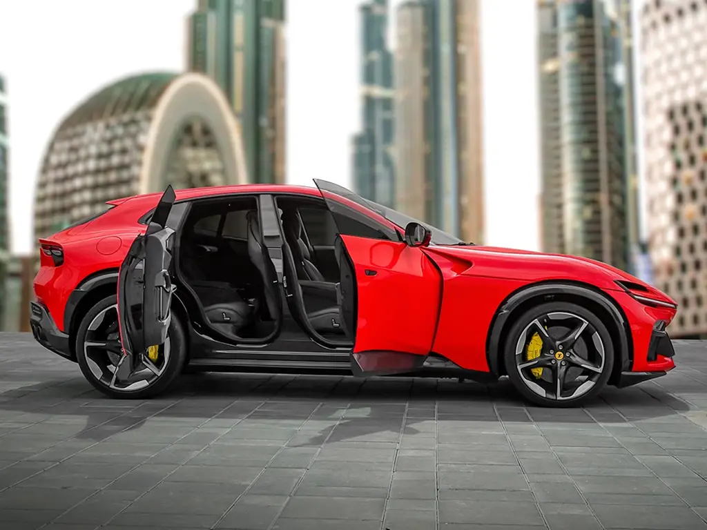 Luxury Car Rentals in Dubai: 10 Tips for a Smooth Experience