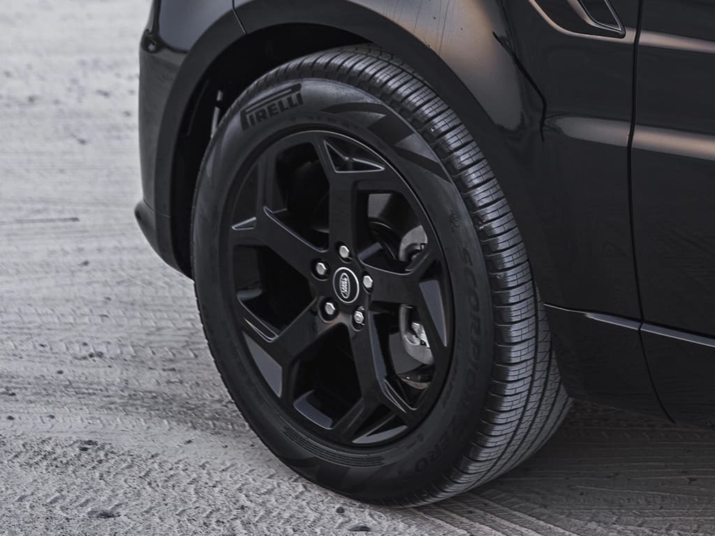 Range Rover Sport view 5