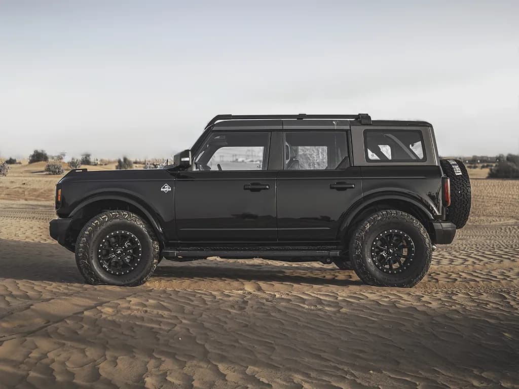 Ford Bronco Wildtrek view 2