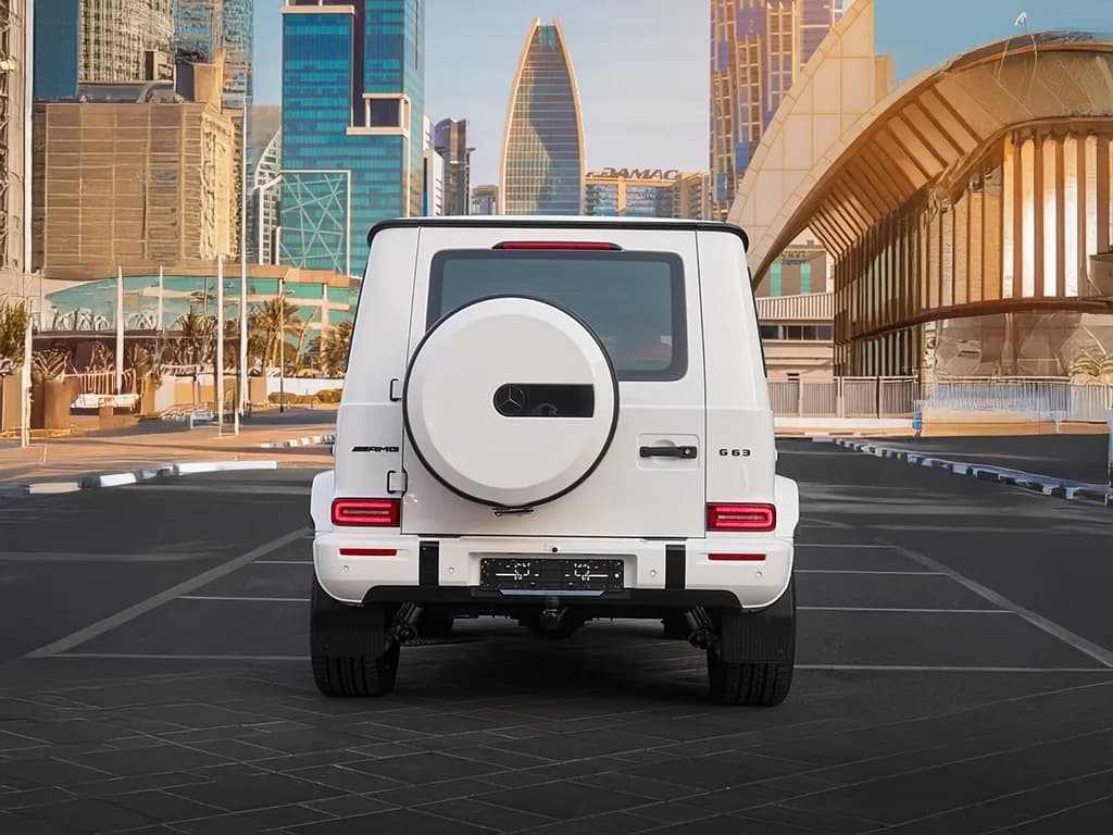 Mercedes_AMG G63 2025 view 4