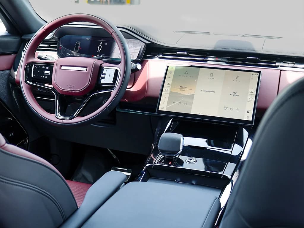 Range Rover Sport 2024 view 4