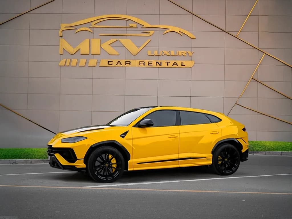 Lamborghini Urus S view 3