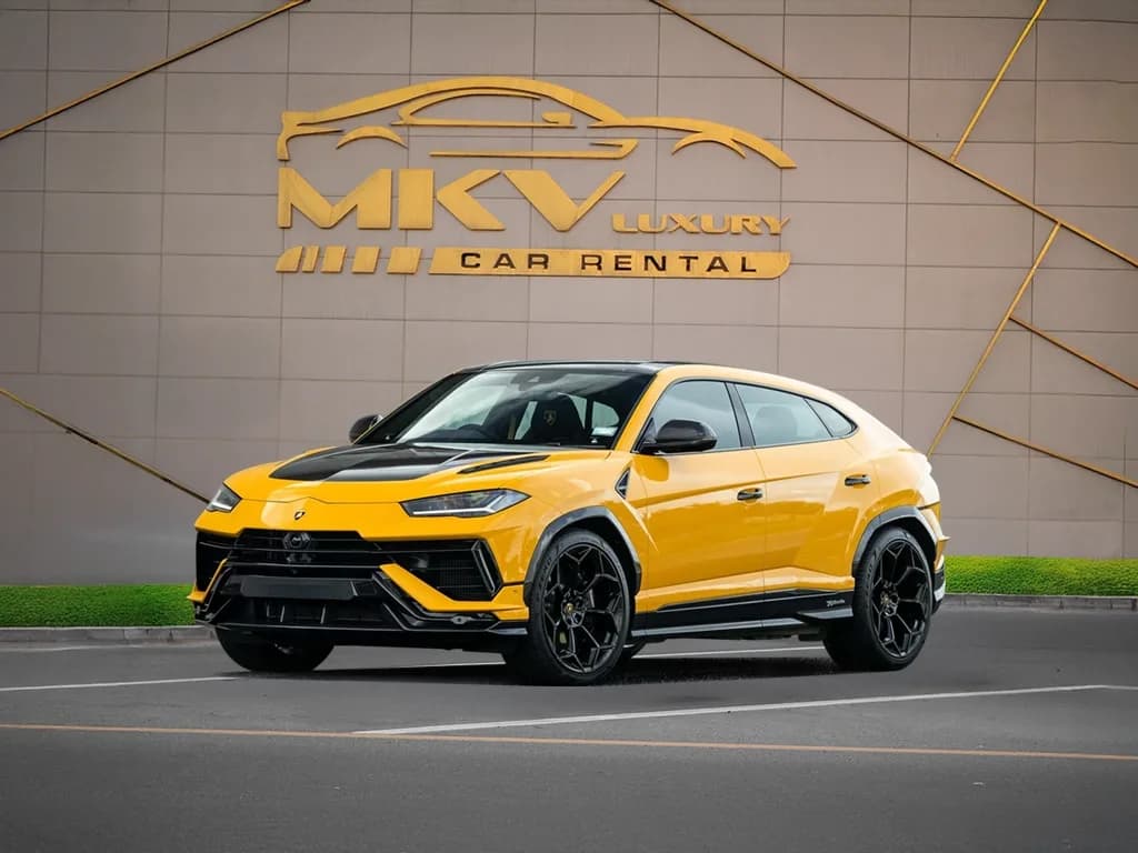 Lamborghini Urus S view 2