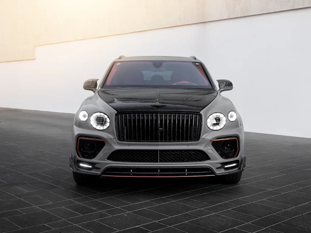 Bentley Bentayga Mansory view 2