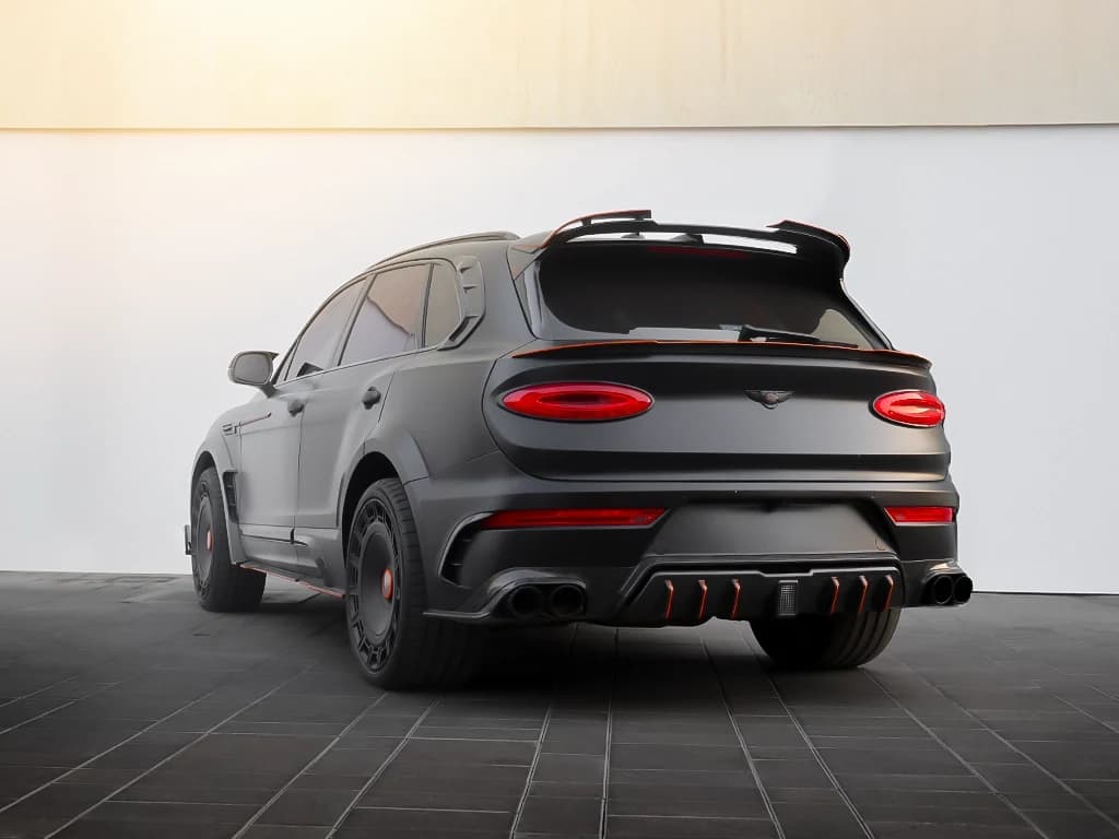 Bentley Bentayga Mansory view 3