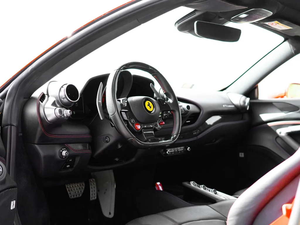 Ferrari F8 Tributo view 5