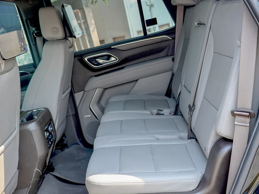 Chevrolet Tahoe 2024 view 5